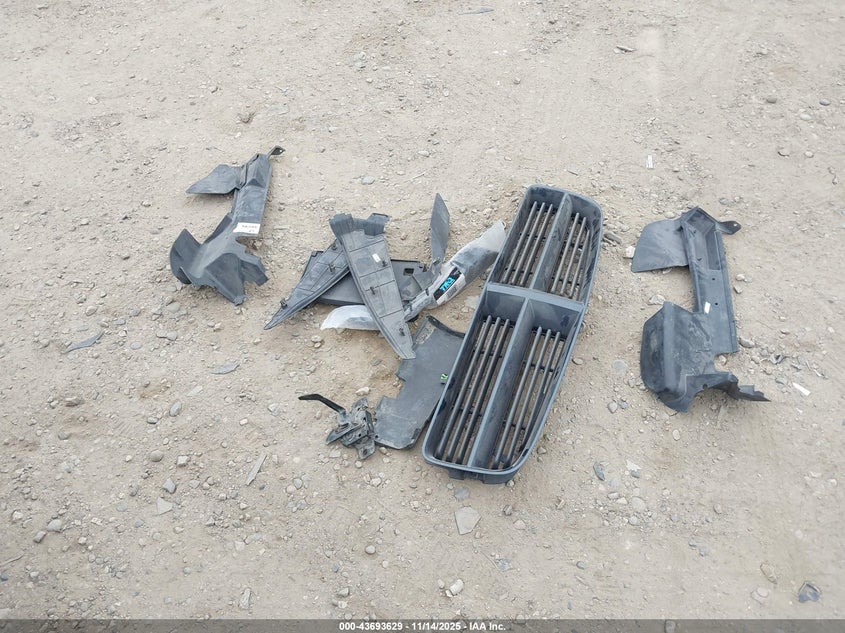 2008 Dodge Charger VIN: 2B3KA43RX8H238731 Lot: 43693629