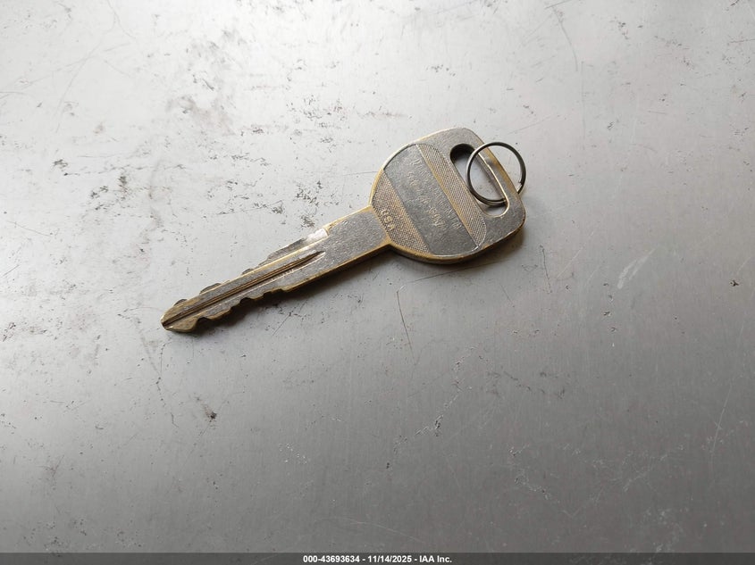 1996 Honda Accord Lx/Ex VIN: 1HGCD5537TA282266 Lot: 43693634