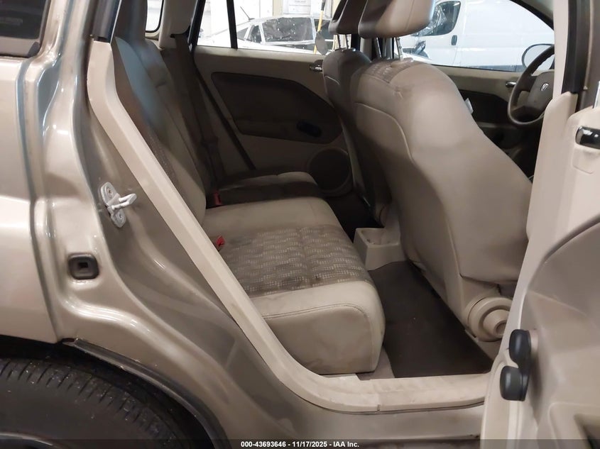 2008 Dodge Caliber Se VIN: 1B3HB28C08D623714 Lot: 43693646