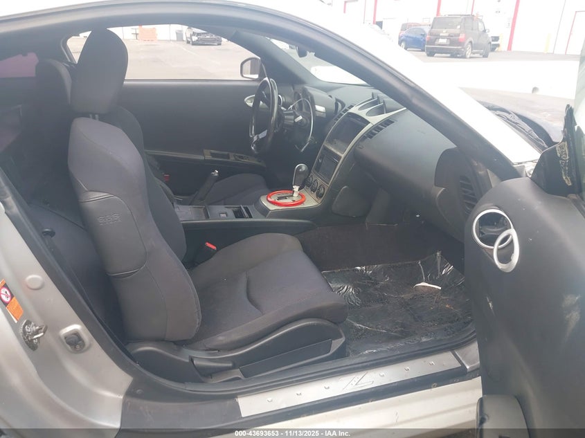 JN1AZ34E54T064169 2004 NISSAN 350Z photo no. 5