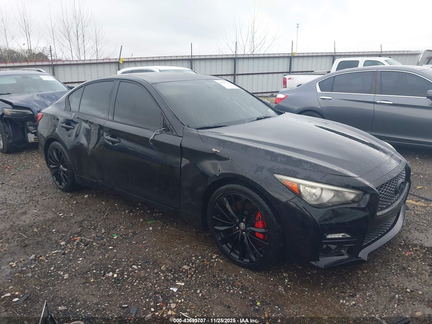 INFINITI Q50 SPORT