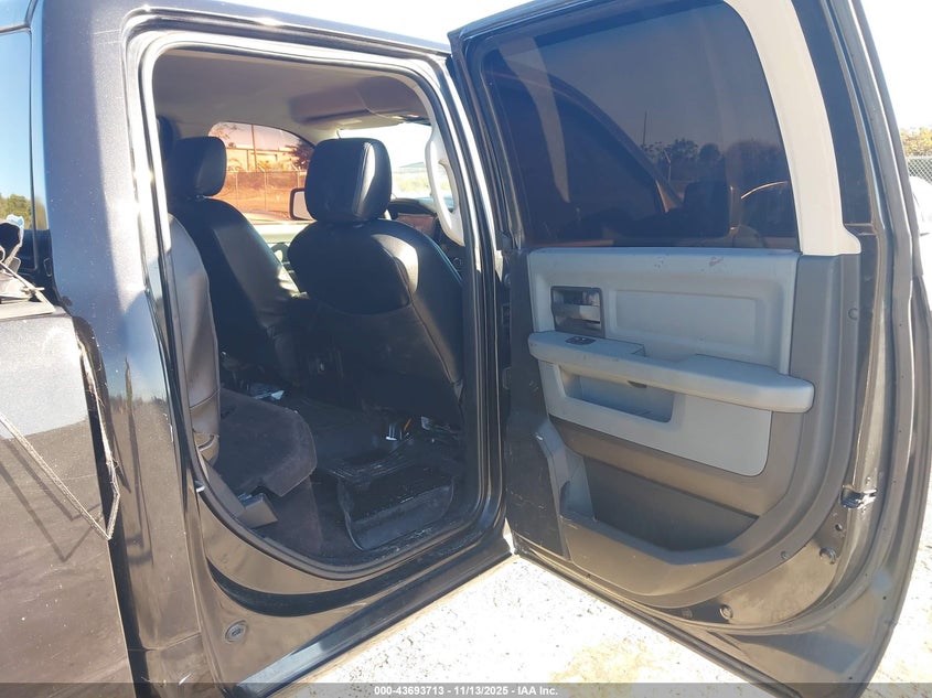 2009 Dodge Ram 1500 Slt/Sport/Trx VIN: 1D3HB13T09S718830 Lot: 43693713