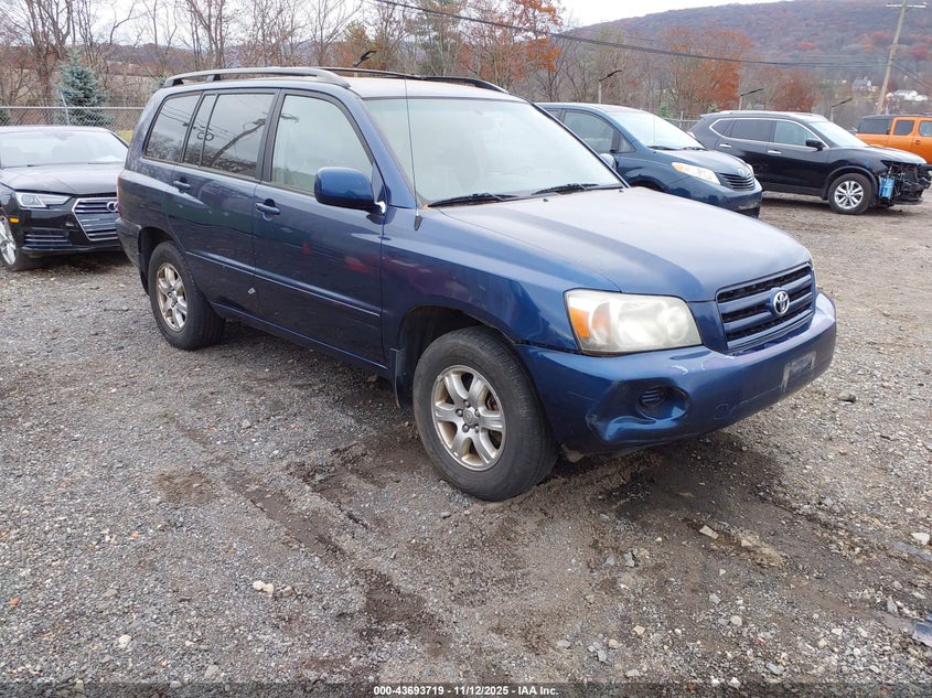 2005 Toyota Highlander V6 VIN: JTEDP21AX50053856 Lot: 43693719