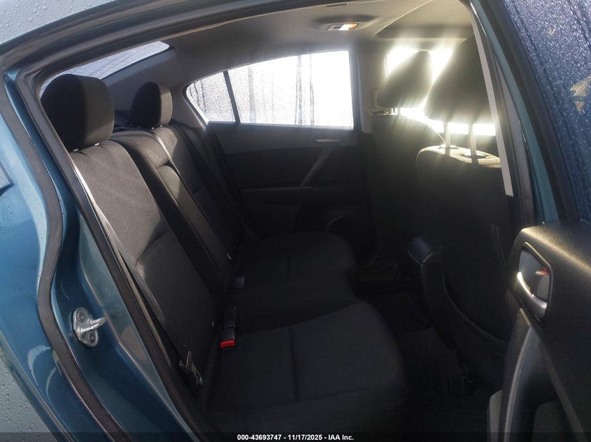 2011 Mazda Mazda3 I Touring VIN: JM1BL1VG3B1479958 Lot: 43693747