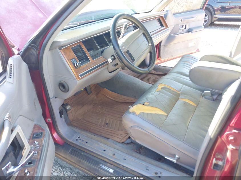 1LNLM81W3RY704691 1994 LINCOLN TOWN CAR photo no. 5