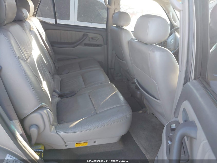 5TDZT38A33S159500 2003 TOYOTA SEQUOIA photo no. 8