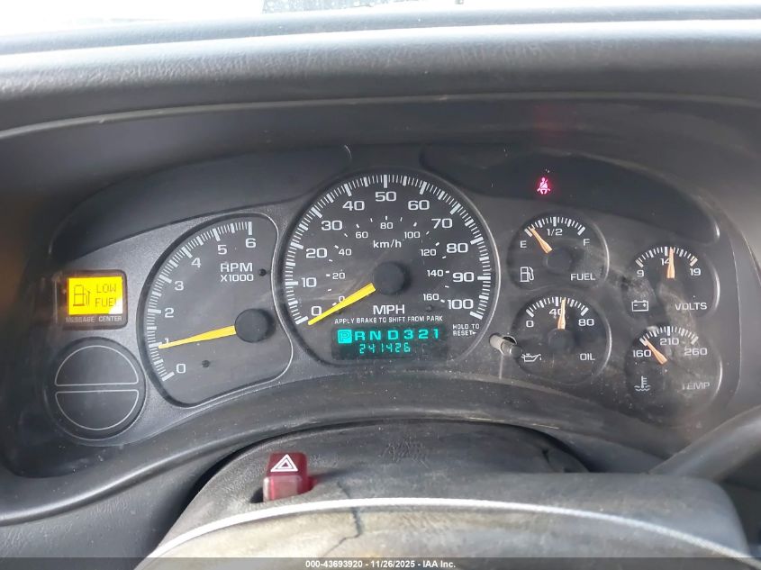 2000 Chevrolet Suburban 1500 Lt VIN: 3GNFK16T3YG121308 Lot: 43693920