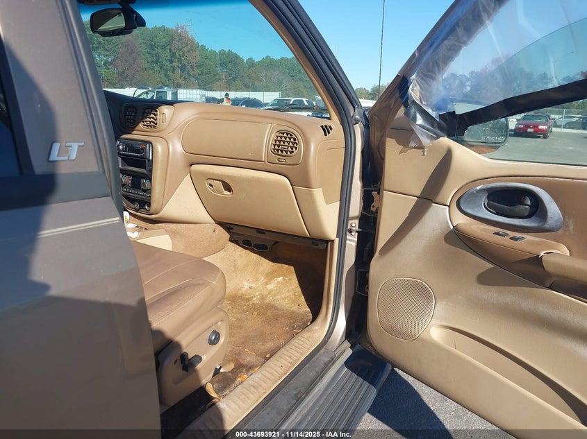 1GNES16S836115694 2003 CHEVROLET TRAILBLAZER photo no. 5