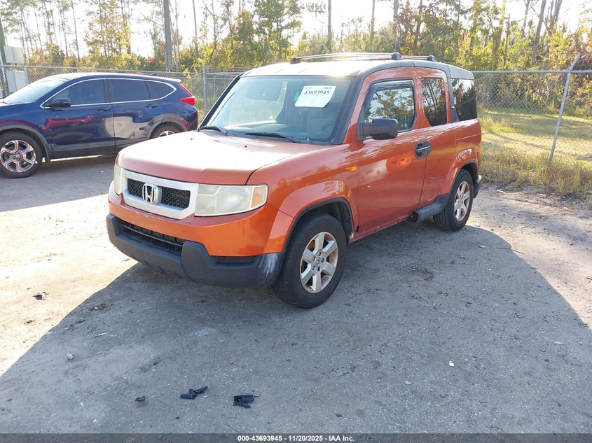 5J6YH2H76AL007876 2010 HONDA ELEMENT photo no. 2