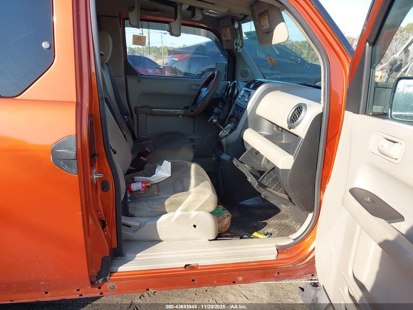 5J6YH2H76AL007876 2010 HONDA ELEMENT photo no. 5