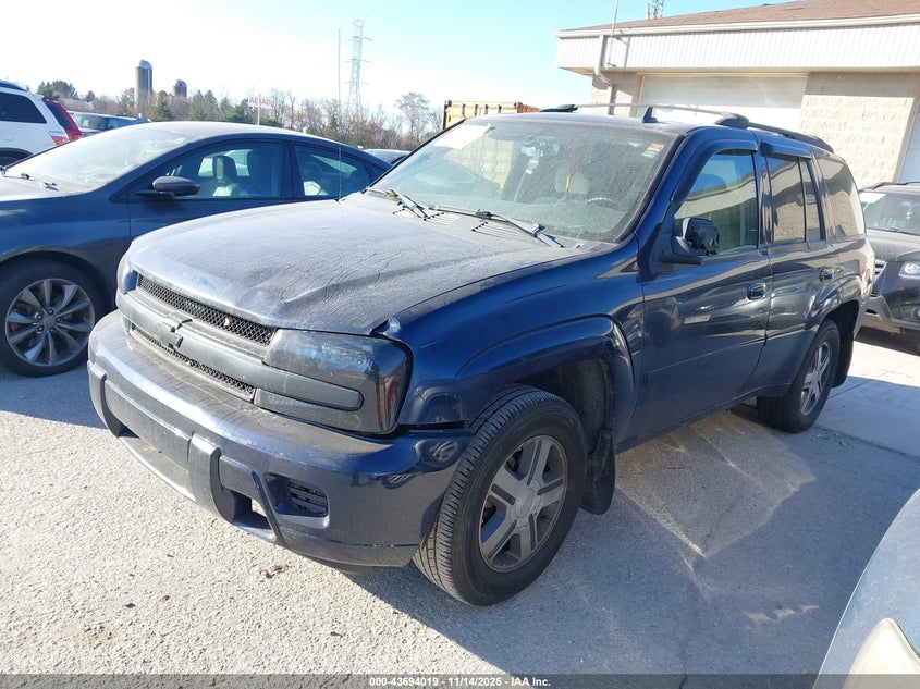 1GNDT13S972303330 2007 CHEVROLET TRAILBLAZER photo no. 2
