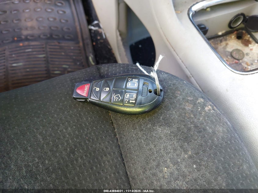 2012 Dodge Grand Caravan Sxt VIN: 2C4RDGCG4CR279122 Lot: 43694031