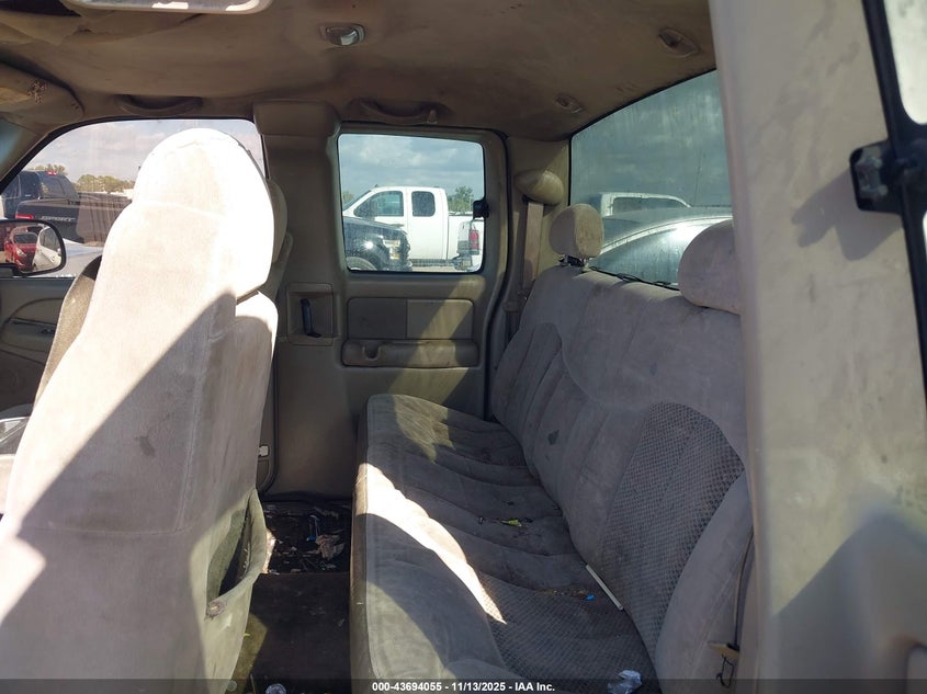 2GCEC19V221264426 2002 CHEVROLET SILVERADO photo no. 8