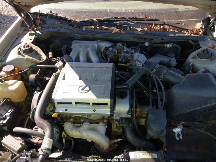 1998 Lexus Es 300 VIN: JT8BF28GXW5030623 Lot: 43694062