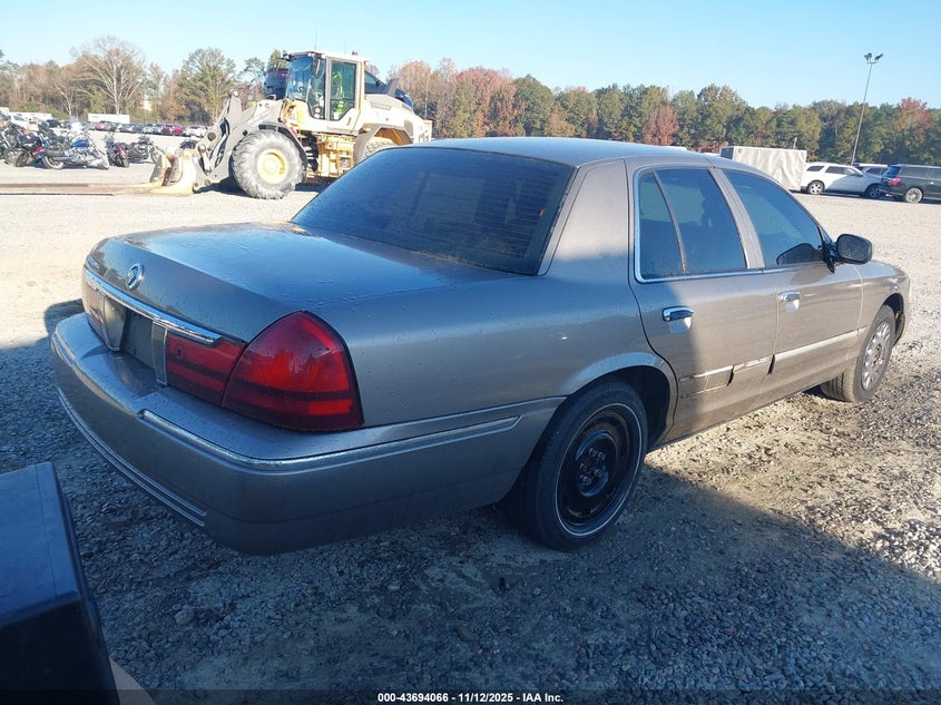 2MEFM74W73X706165 2003 MERCURY GRAND MARQUIS photo no. 4