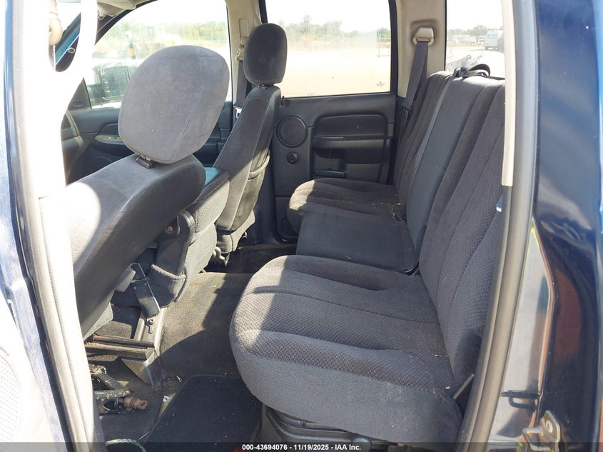 2003 Dodge Ram 1500 Slt/Laramie/St VIN: 1D7HA18N33S379967 Lot: 43694076