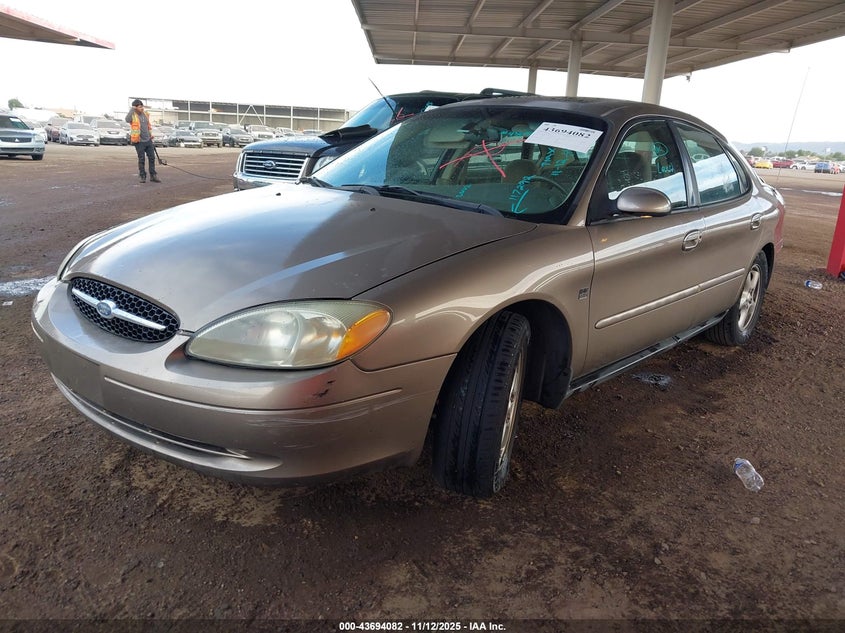1FAHP55S72A117292 2002 FORD TAURUS photo no. 2