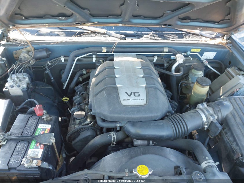 2001 Isuzu Rodeo Sport S 3.2L V6 Hard Top/S 3.2L V6 Soft Top VIN: 4S2CK57W614333946 Lot: 43694083