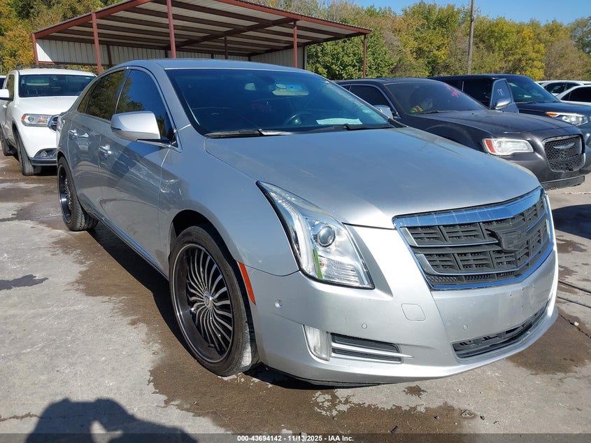 CADILLAC XTS LUXURY COLLECTION