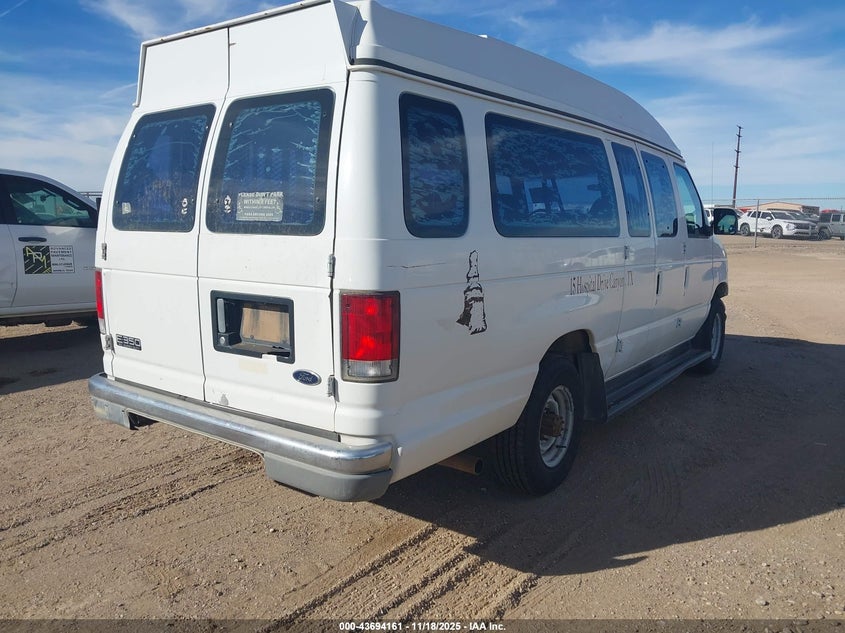 1FBSS31L4XHB35799 1999 FORD ECONOLINE photo no. 4