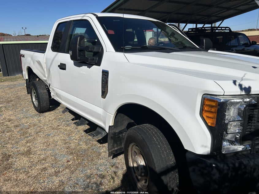 2017 FORD F-250 XL - 1FT7X2B62HED20524