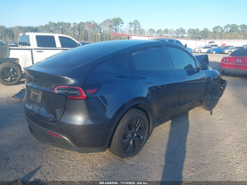 7SAYGDEDXSA349530 2025 TESLA MODEL Y photo no. 4