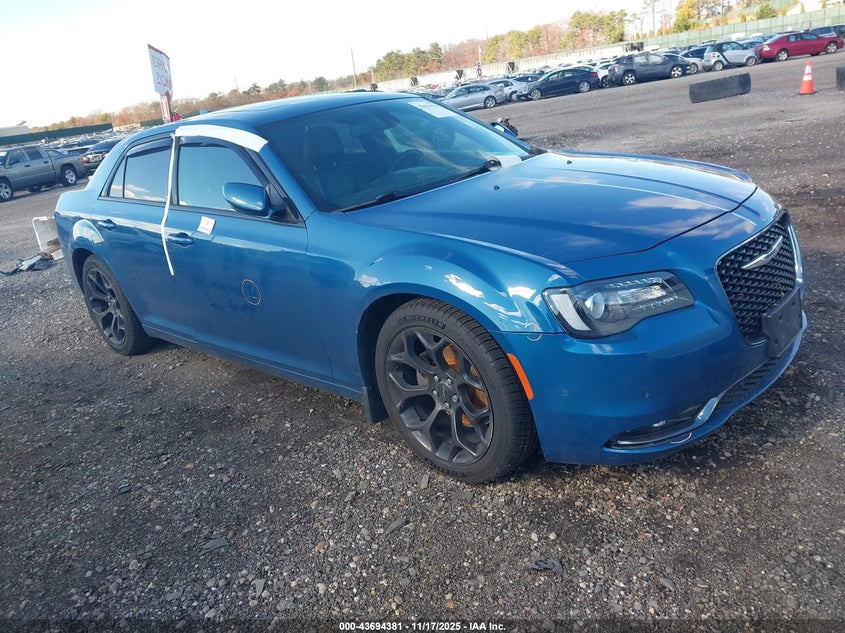 CHRYSLER 300S