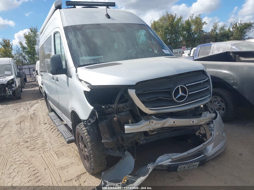 2022 MERCEDES-BENZ SPRINTER 2500 STANDARD ROOF V6 - W1X4EBVY6NP467872