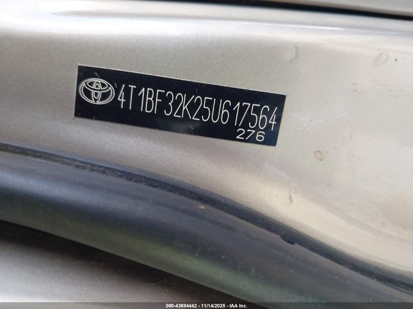 2005 Toyota Camry Xle V6 VIN: 4T1BF32K25U617564 Lot: 43694442