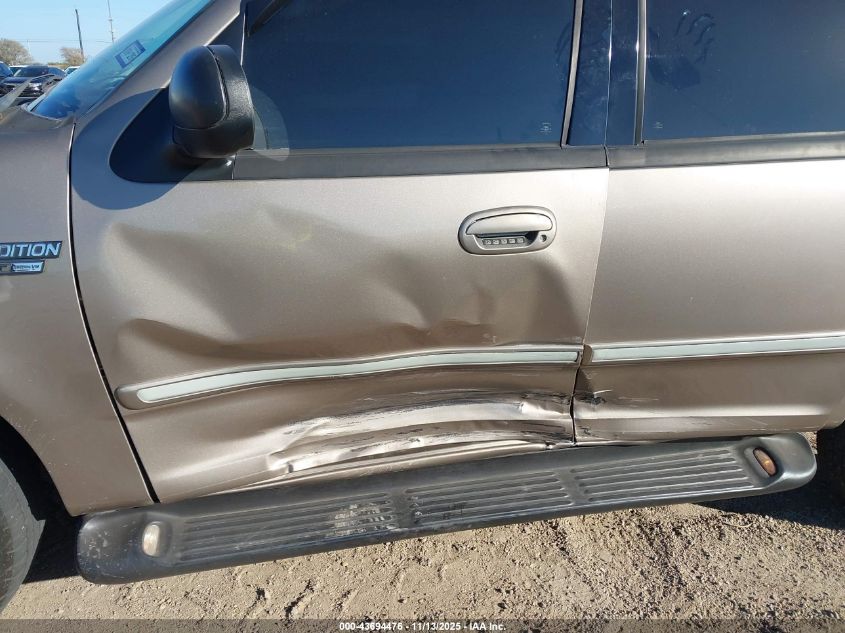 2002 Ford Expedition Xlt VIN: 1FMRU15W02LA44074 Lot: 43694476