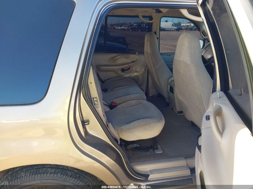 2002 Ford Expedition Xlt VIN: 1FMRU15W02LA44074 Lot: 43694476