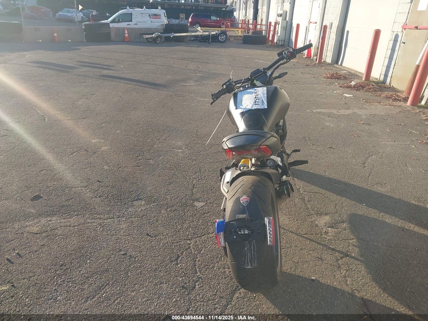 2018 Ducati Xdiavel VIN: ZDM13BKW9JB008911 Lot: 43694544