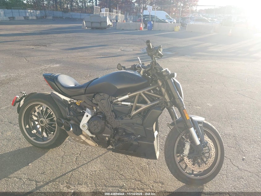 2018 Ducati Xdiavel VIN: ZDM13BKW9JB008911 Lot: 43694544