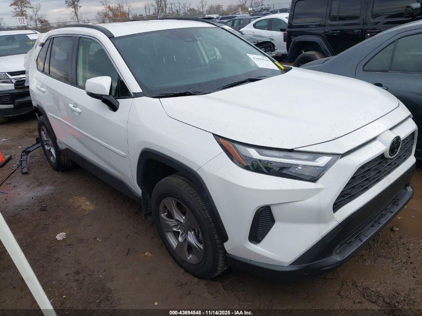 TOYOTA RAV4 HYBRID XLE