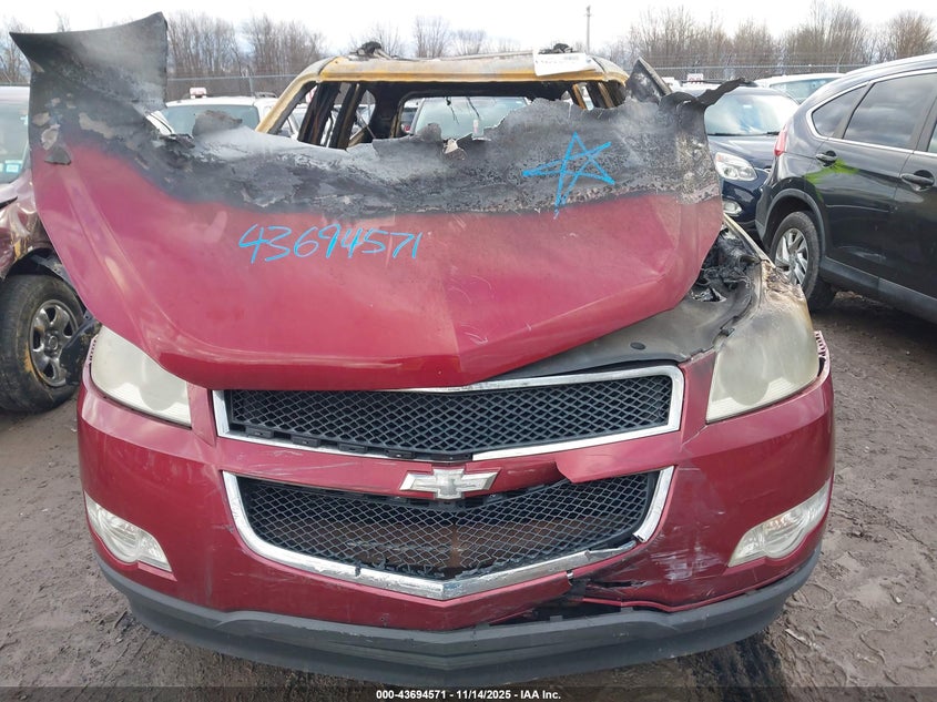 1GNKRGED4BJ102957 2011 CHEVROLET TRAVERSE photo no. 11