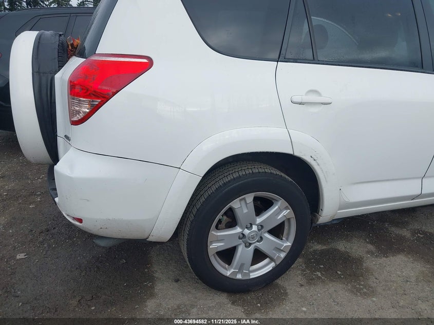 2007 Toyota Rav4 Sport V6 VIN: JTMBK32V776016605 Lot: 43694582
