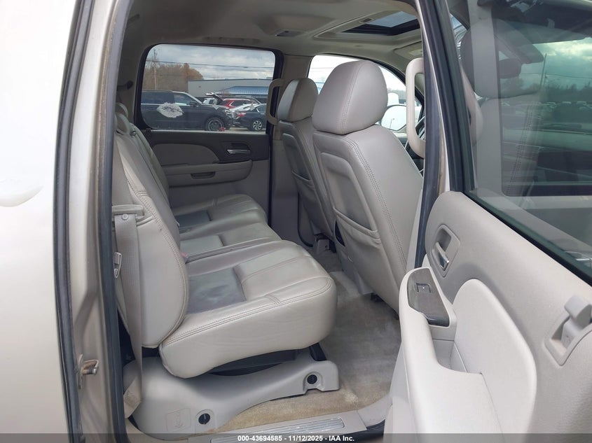 2007 Chevrolet Avalanche 1500 Lt VIN: 3GNFK12327G267641 Lot: 43694585