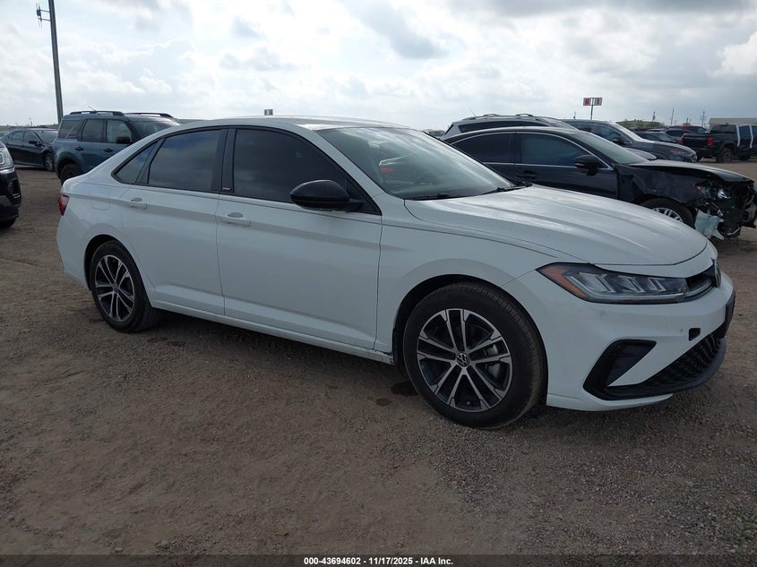 VOLKSWAGEN JETTA 1.5T SPORT