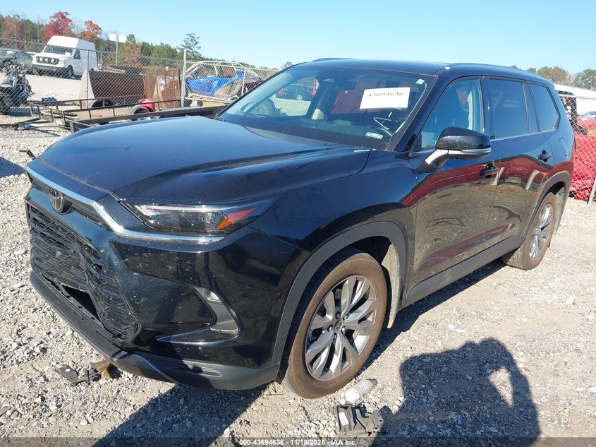 5TDAAAB5XRS027636 2024 TOYOTA HIGHLANDER photo no. 2