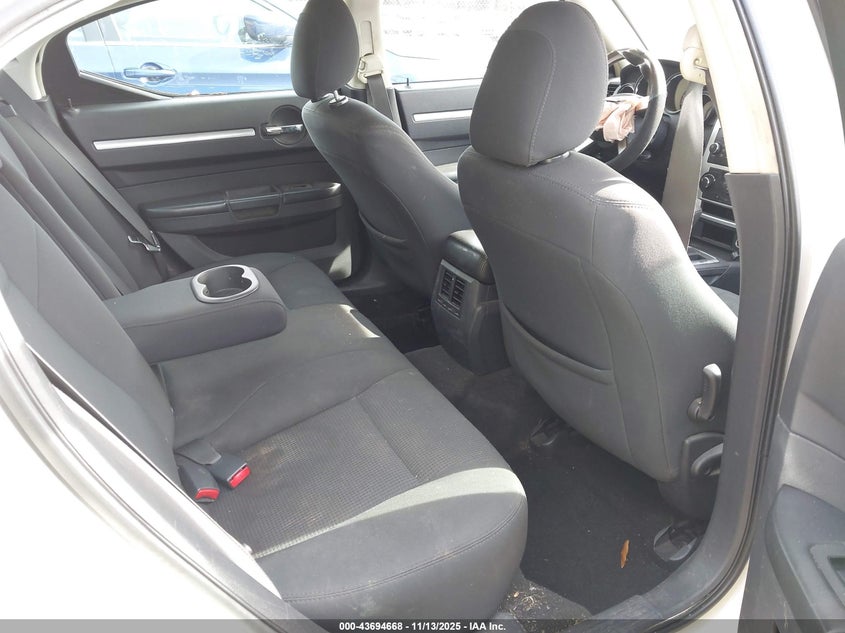 2009 Dodge Charger Sxt VIN: 2B3KA33V39H562208 Lot: 43694668
