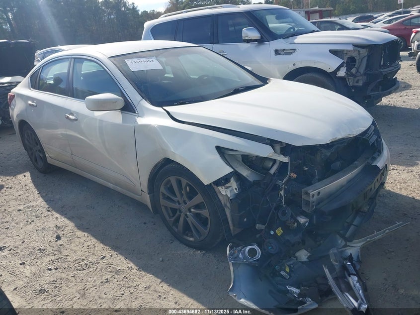 NISSAN ALTIMA 2.5 SR