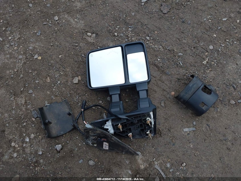 2003 Ford F-250 Xl/Xlt VIN: 1FTNF21L13EC77627 Lot: 43694712