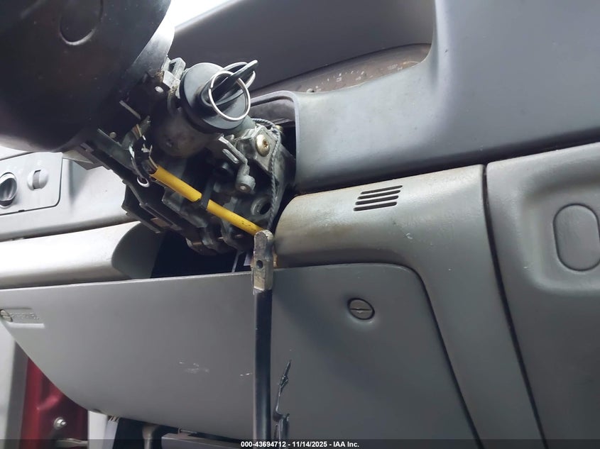 2003 Ford F-250 Xl/Xlt VIN: 1FTNF21L13EC77627 Lot: 43694712