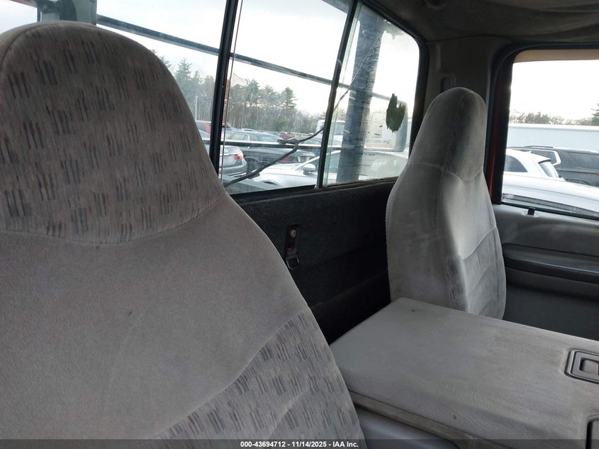 2003 Ford F-250 Xl/Xlt VIN: 1FTNF21L13EC77627 Lot: 43694712