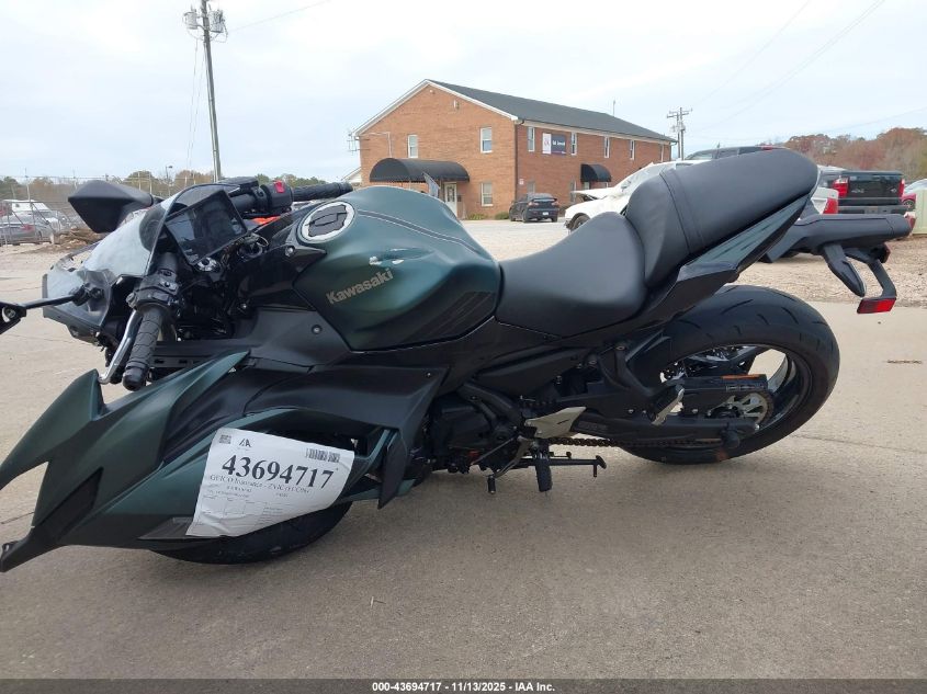 2025 Kawasaki Ex650 P VIN: ML5EXEP12SDAF7060 Lot: 43694717