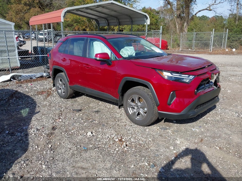 TOYOTA RAV4 XLE