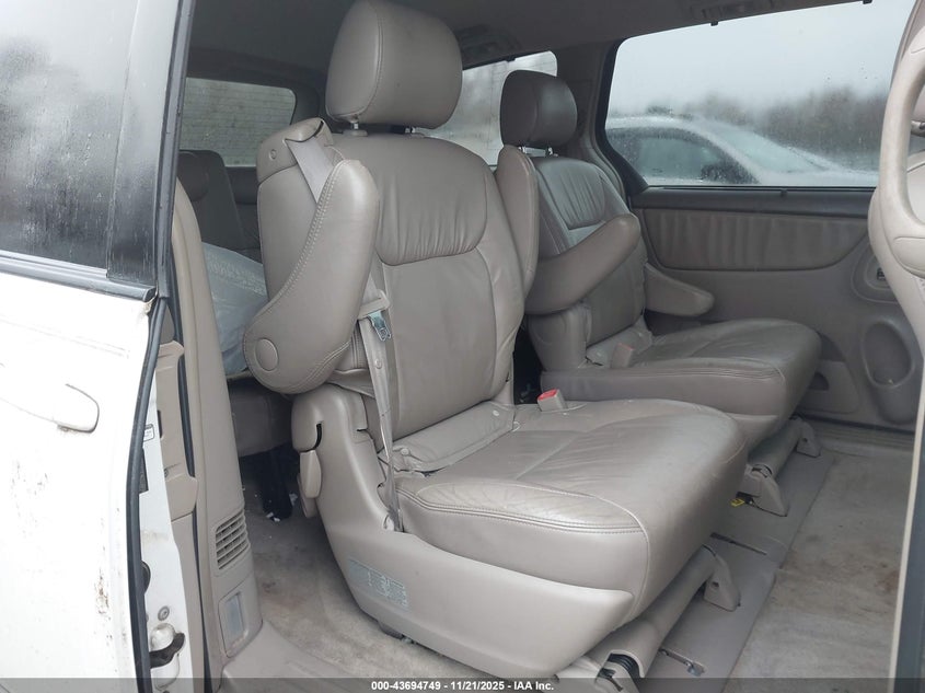 2006 Toyota Sienna Xle Limited VIN: 5TDZA22C86S556814 Lot: 43694749