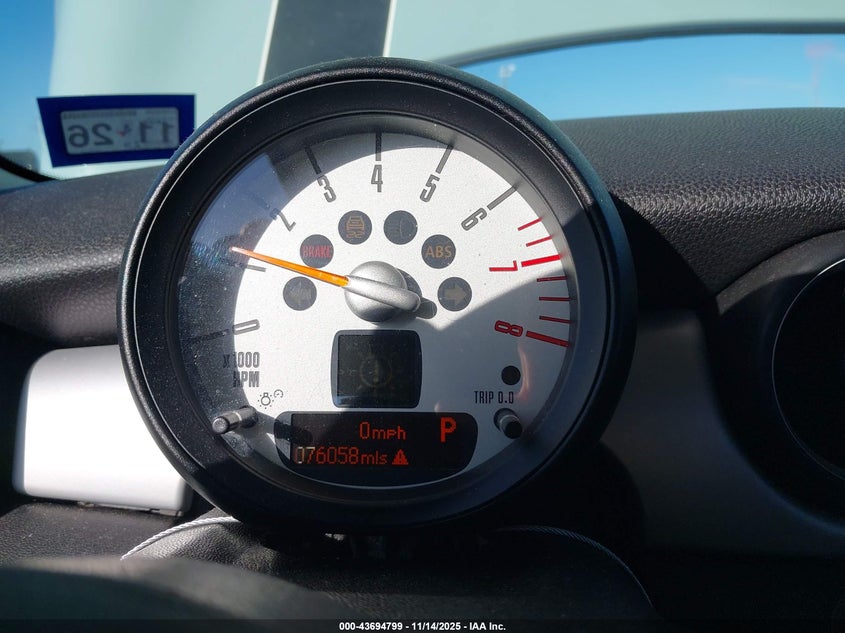 2013 Mini Hardtop Cooper VIN: WMWSU3C59DT685185 Lot: 43694799