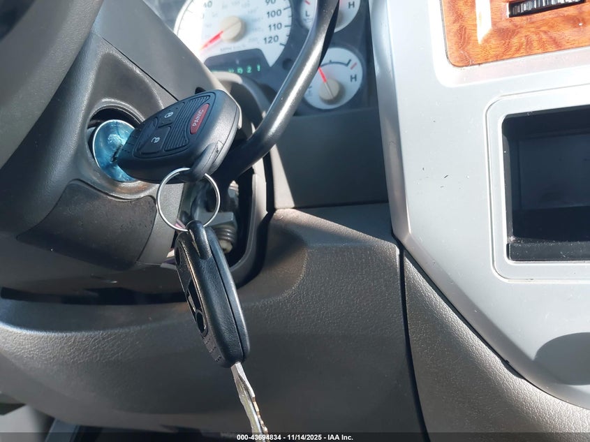 2007 Dodge Ram 1500 Laramie VIN: 1D7HA18257S120523 Lot: 43694834