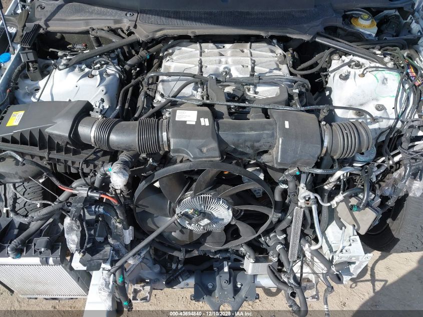 2020 Land Rover Range Rover Sport Svr VIN: SALWZ2RE3LA725626 Lot: 43694840